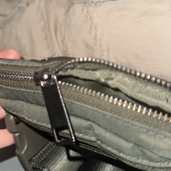 lululemon athletica Camouflage Crossbody Bag - Picture 8 of 8